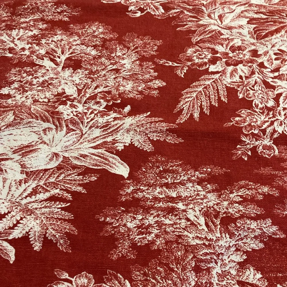 Pottery barn, table runner